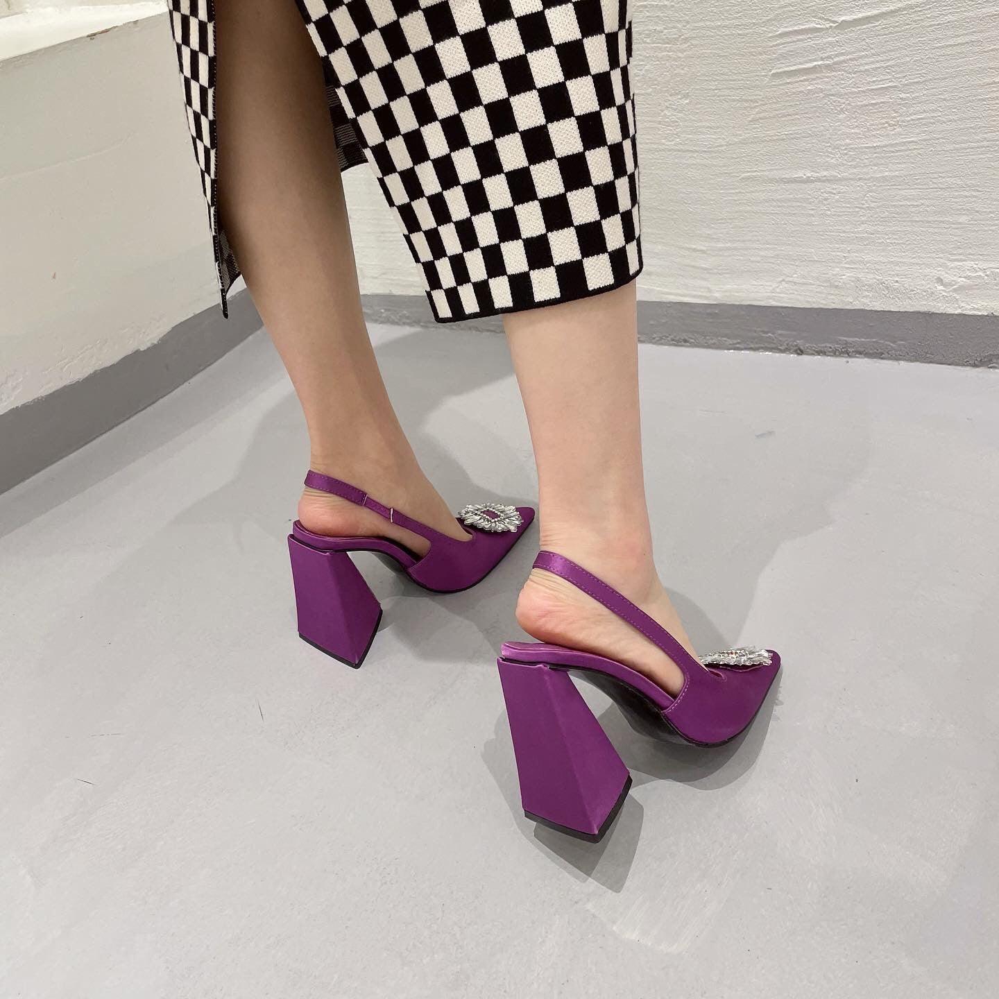 Z-r Triangle Heel Shoes With Multi Colors - Image 3