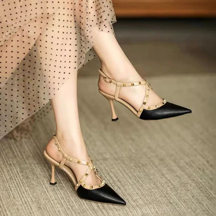 Rockstud Stiletto Pumps