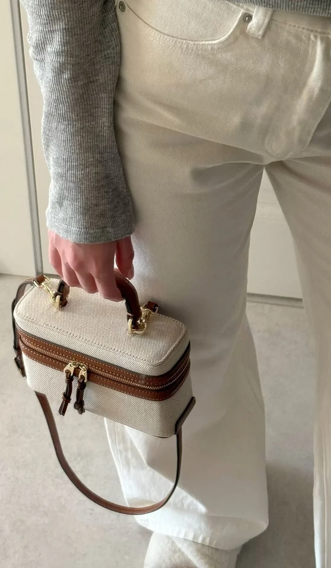 Vanity Canvas bag